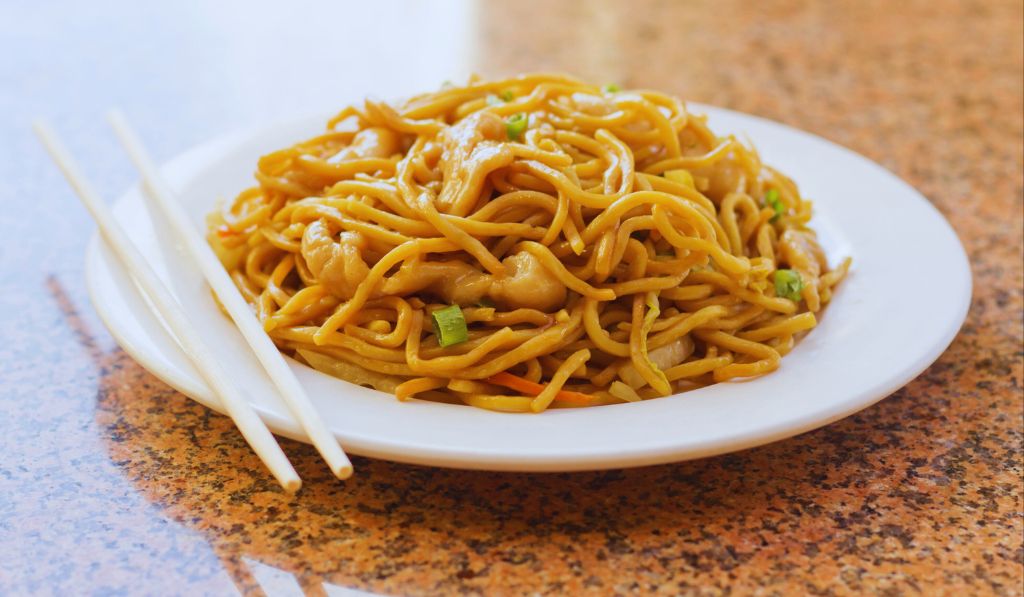 What is Lo Mein Understanding This Classic Chinese Noodles Dish